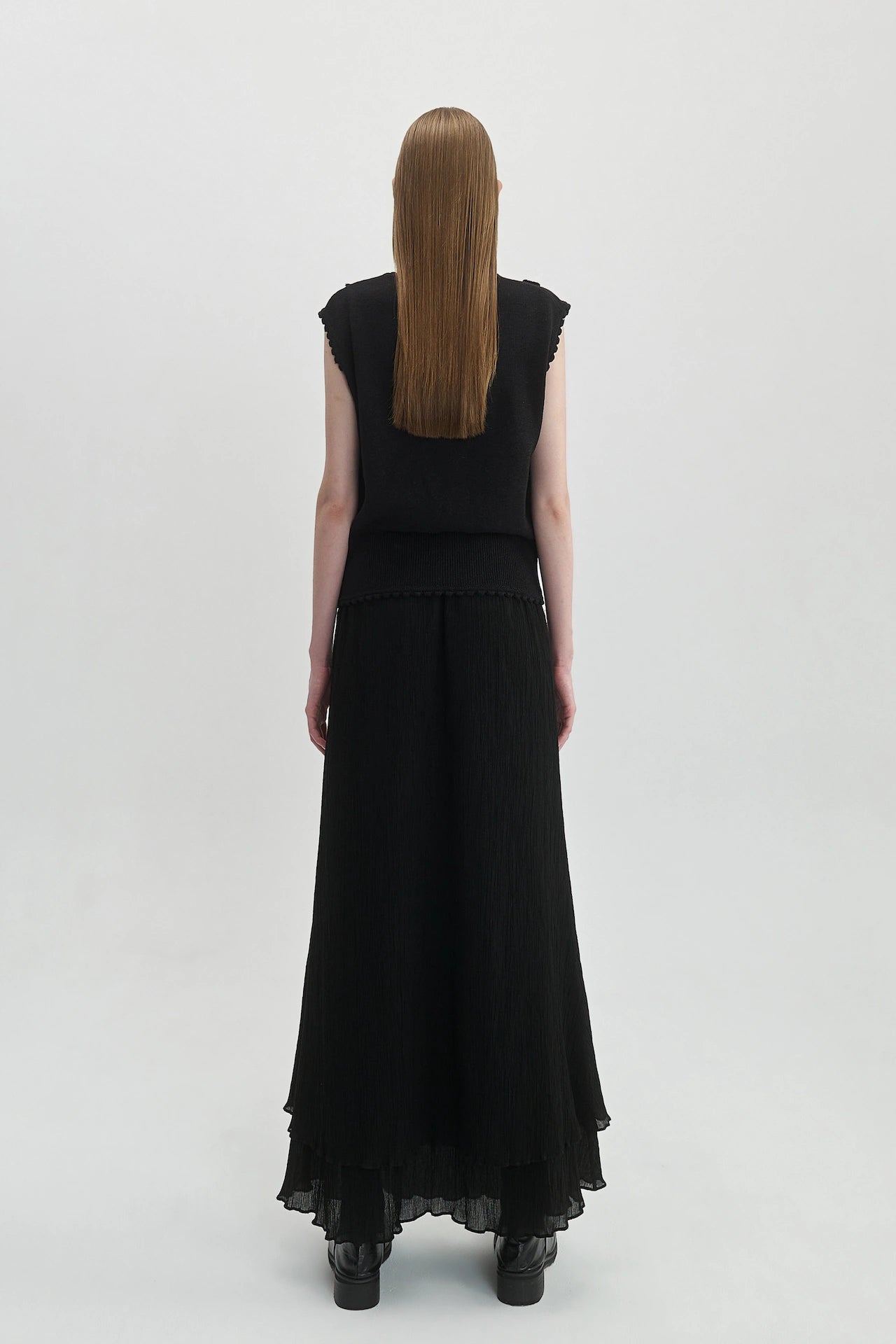 APPLIQUÉ VEST