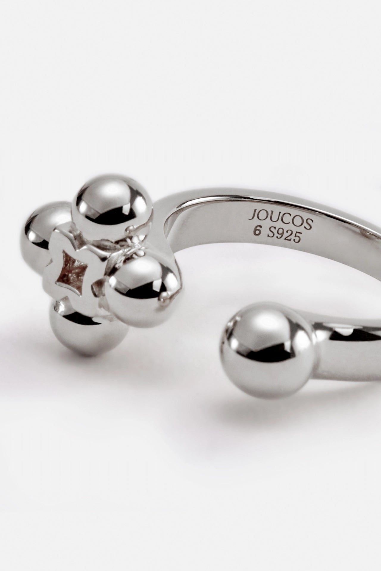 BERRY BLOSSOM RING