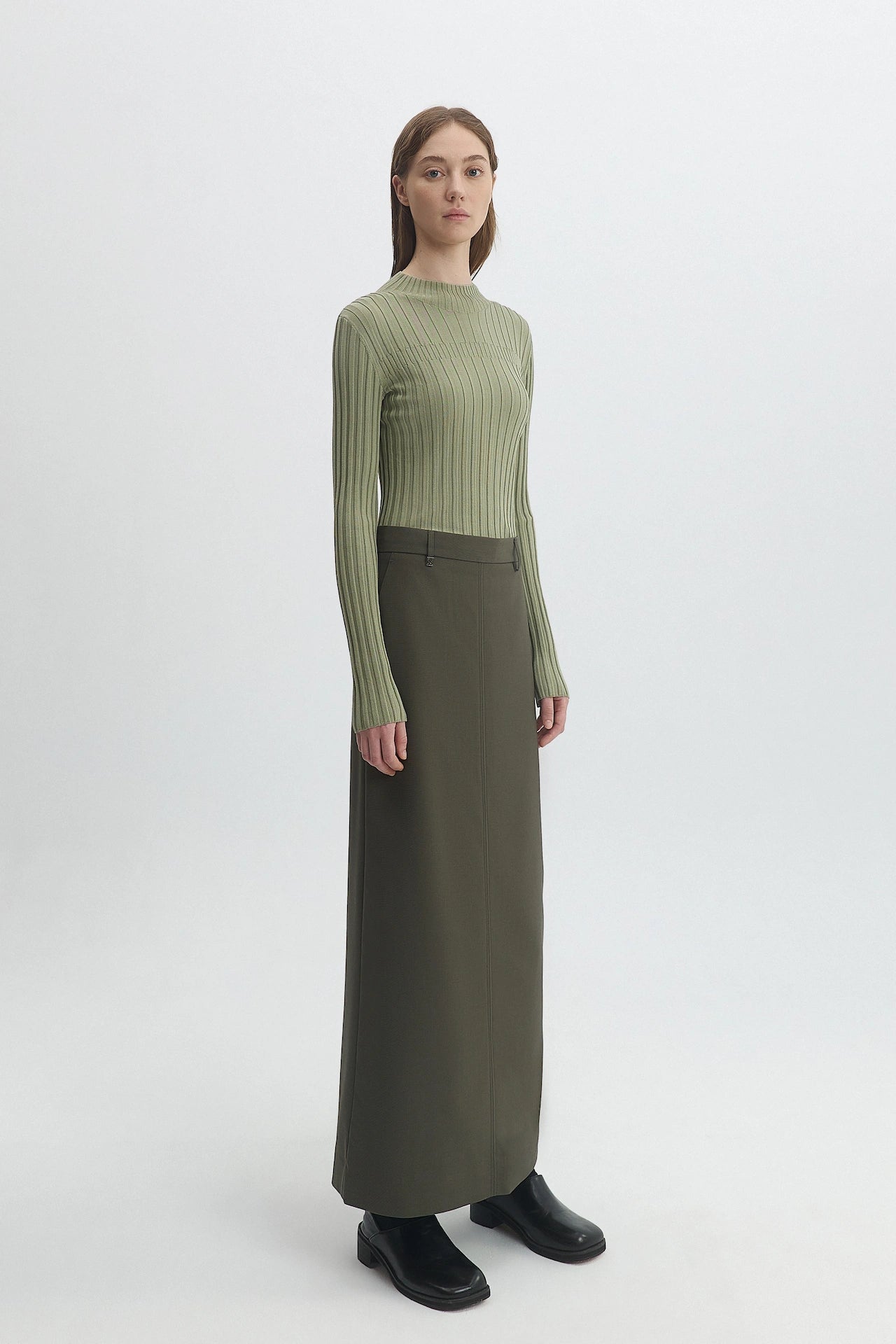 STRAIGHT SKIRT