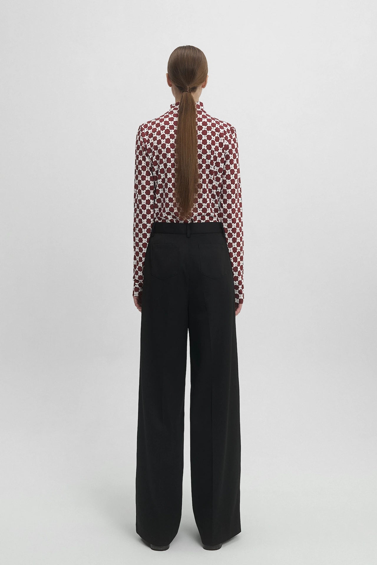 STRAIGHT-LEG TROUSERS