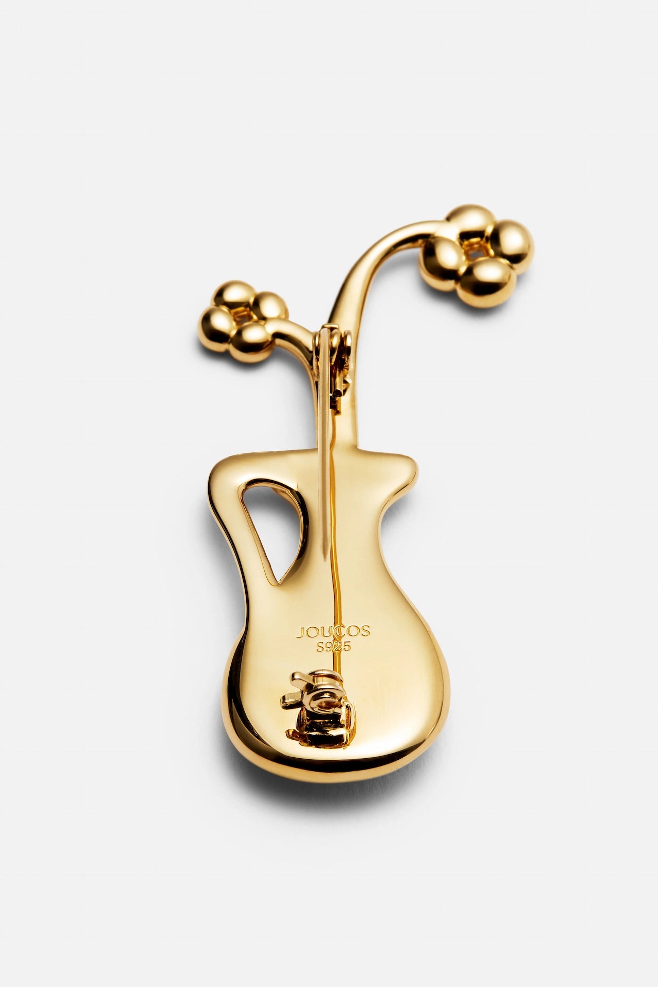 Marshmallow Flower Vase Brooch