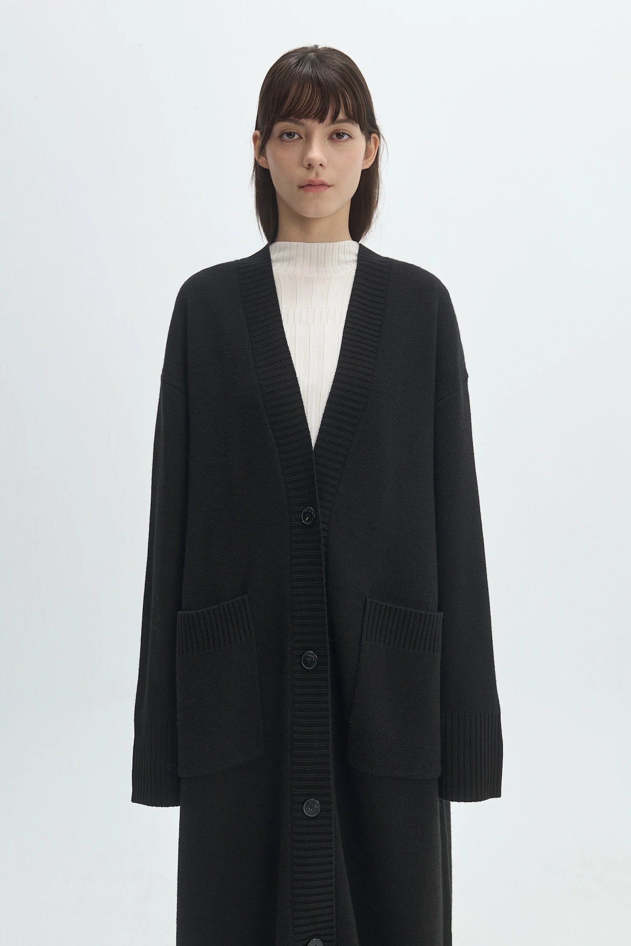 V-NECK CARDIGAN
