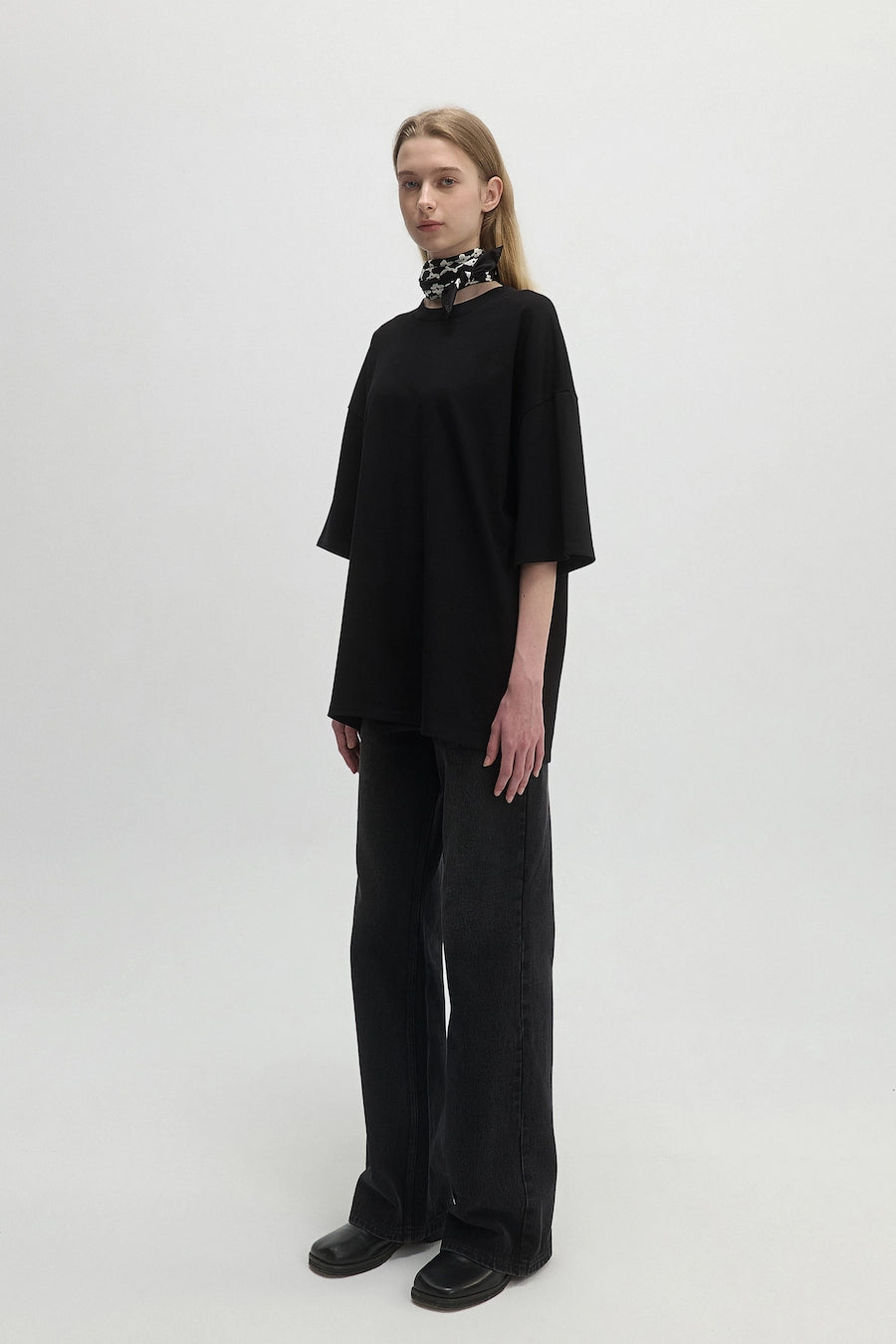 OVERSIZED T-SHIRT