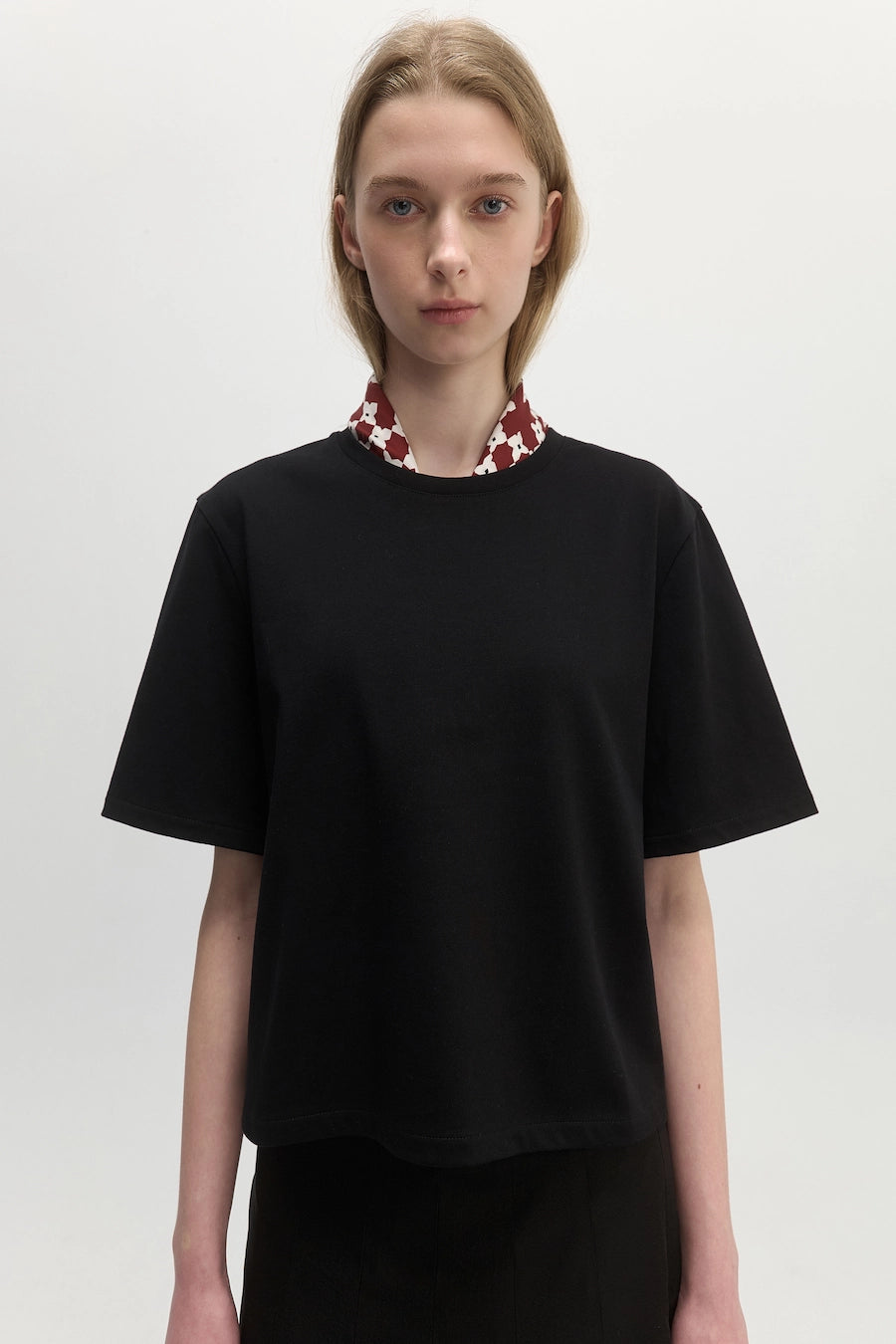 CROPPED T-SHIRT