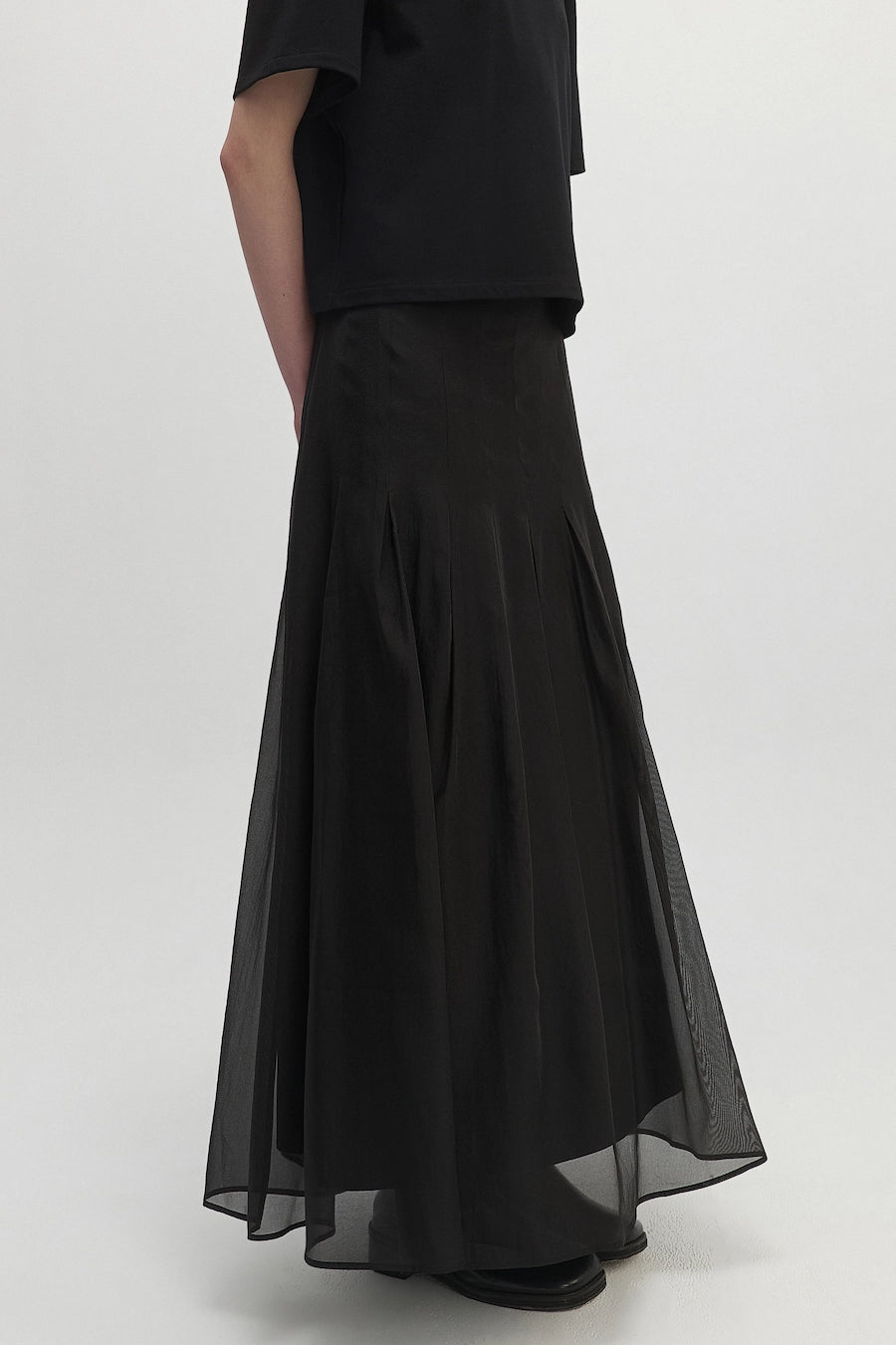 PLEATED SKIRT