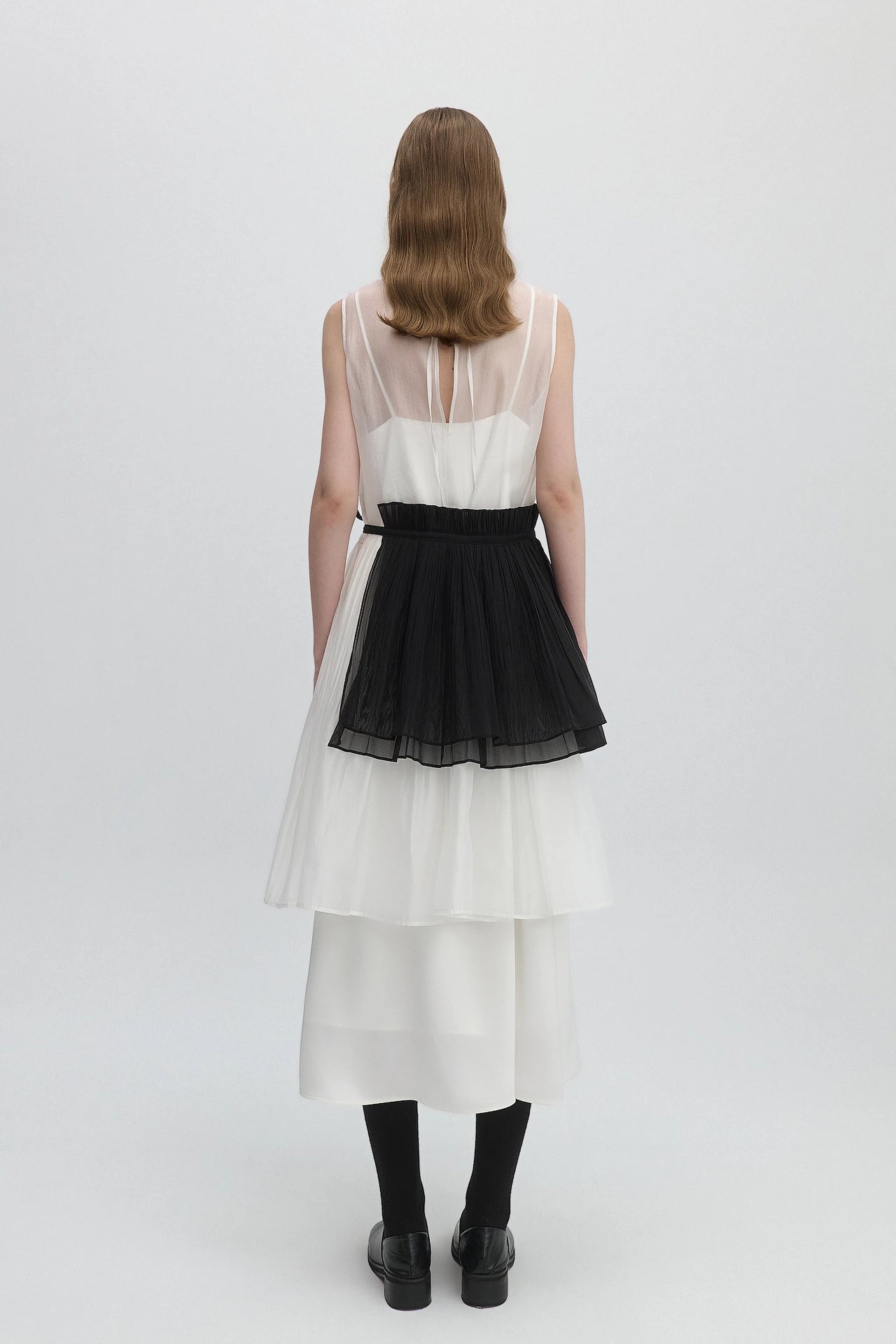 SHEER PLEATED SCARF