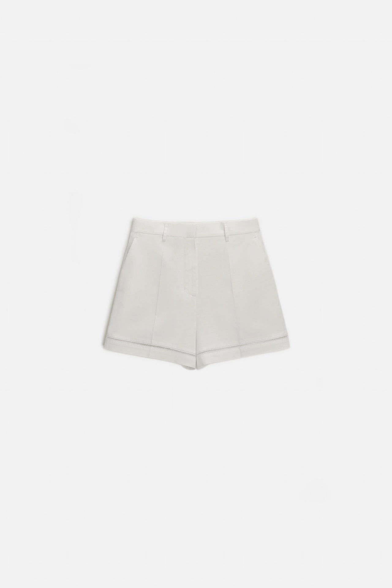 레이스 트림 쇼츠