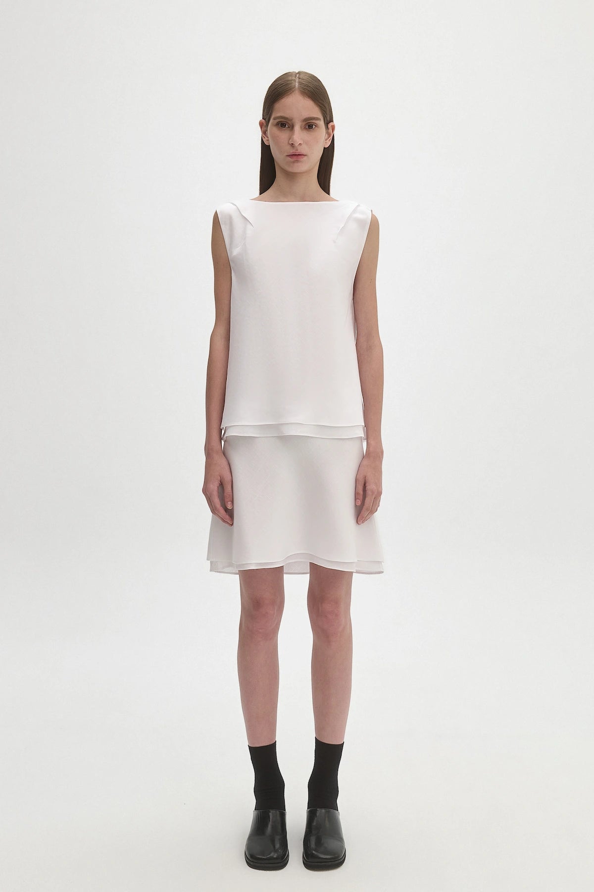 LINEN VEST