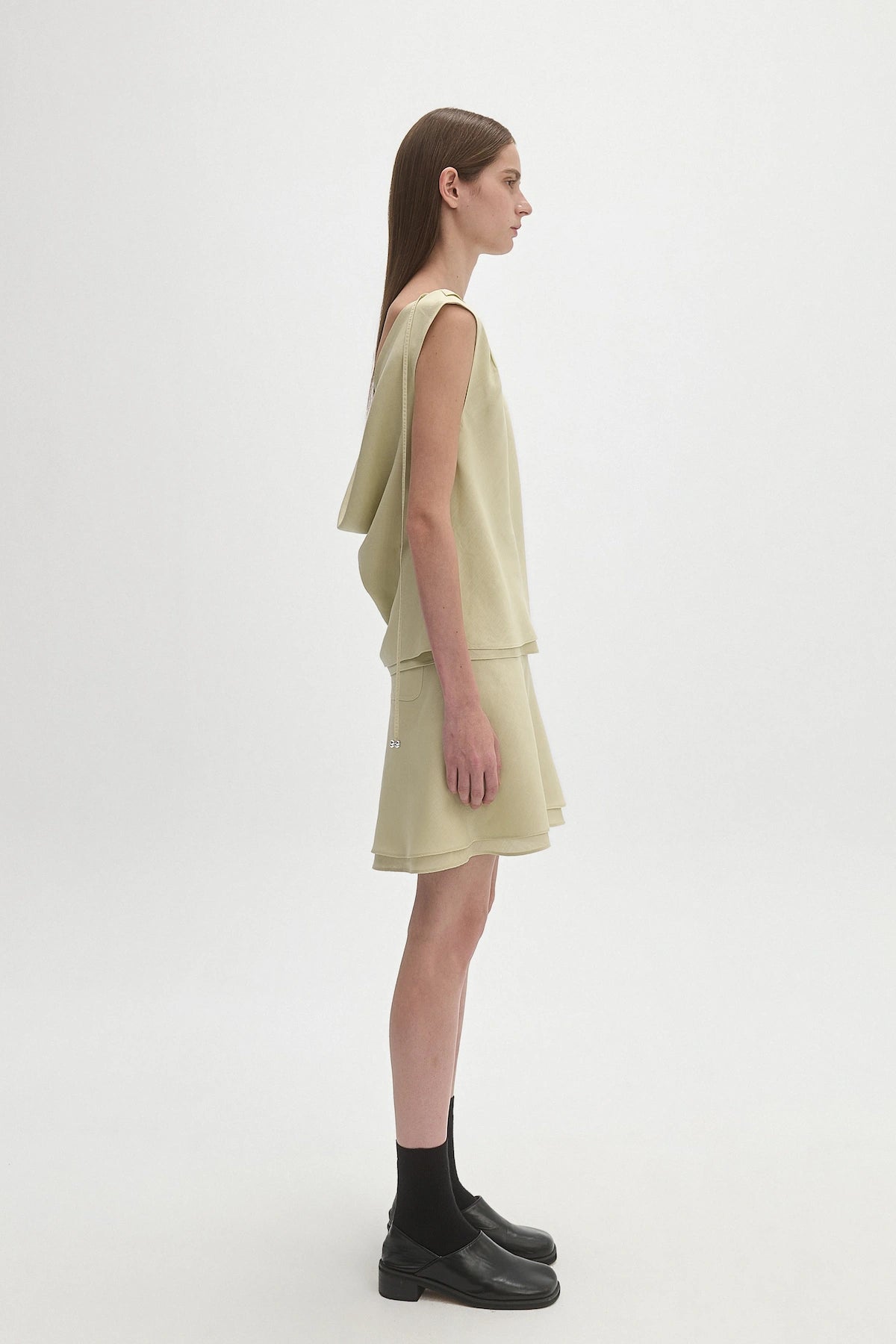 LINEN VEST