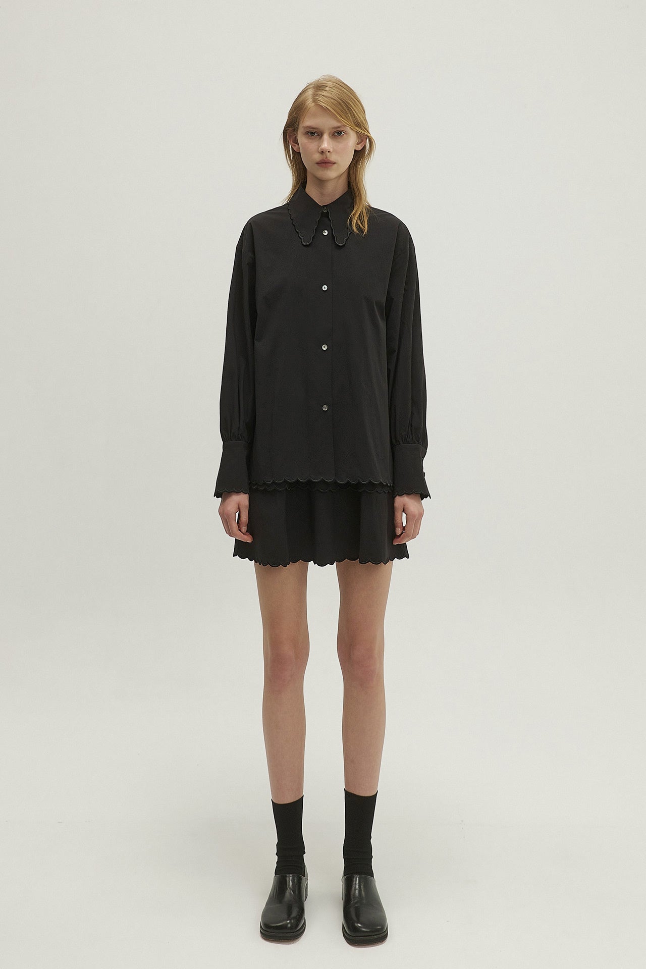 刺繡邊花邊襯衫